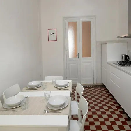 Welcomely - Vintage Apartment *