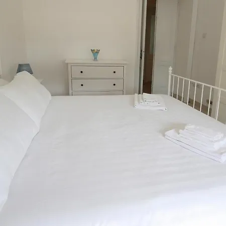 Welcomely - Vintage Apartment *